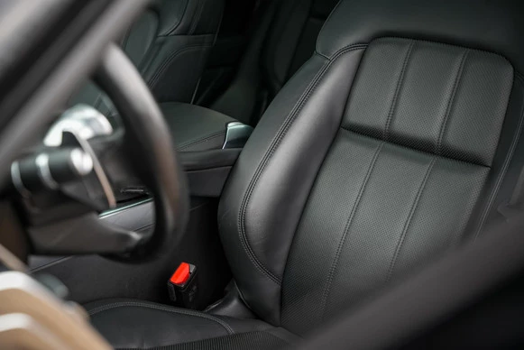 Land Rover Range Rover Sport - Afbeelding 25 van 30