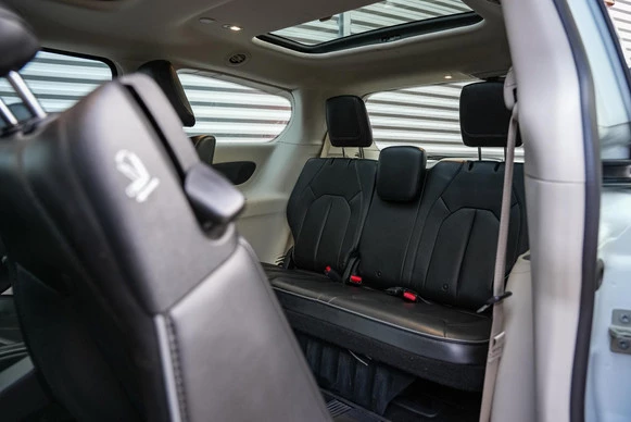 Chrysler Pacifica - Afbeelding 12 van 30