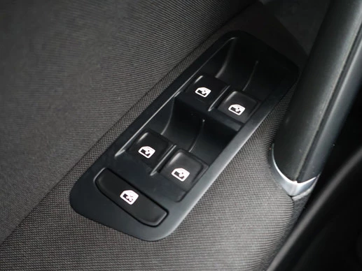 Volkswagen e-Golf - Afbeelding 26 van 30