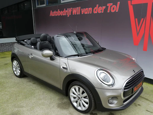 MINI Cooper Cabrio - Afbeelding 2 van 23