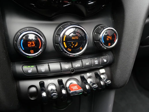 MINI Cooper Cabrio - Afbeelding 11 van 23