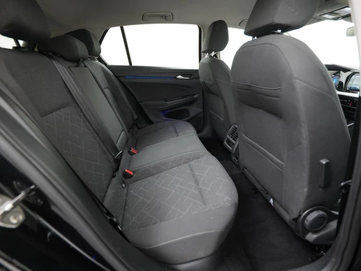 Volkswagen Golf - Afbeelding 25 van 30