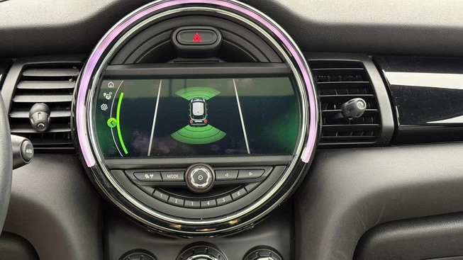 MINI Cooper - Afbeelding 21 van 23