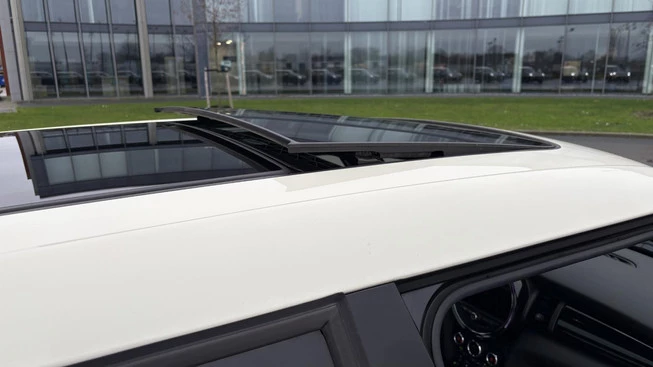 MINI Cooper - Afbeelding 22 van 23