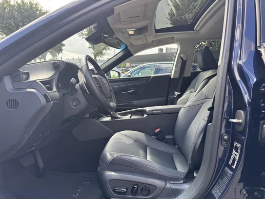 Lexus ES - Afbeelding 12 van 30