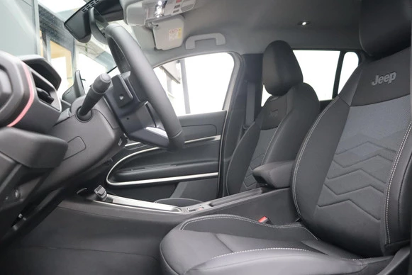 Jeep Avenger - Afbeelding 8 van 30