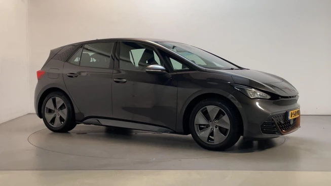 CUPRA Born - Afbeelding 1 van 24