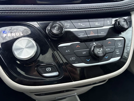 Chrysler Pacifica - Afbeelding 21 van 26