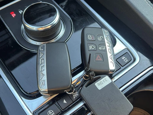 Jaguar F-PACE - Afbeelding 15 van 30