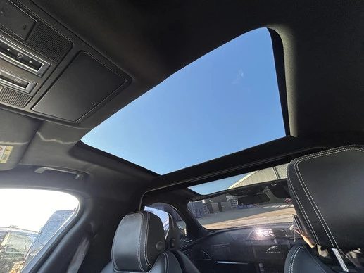 Jaguar F-PACE - Afbeelding 18 van 30