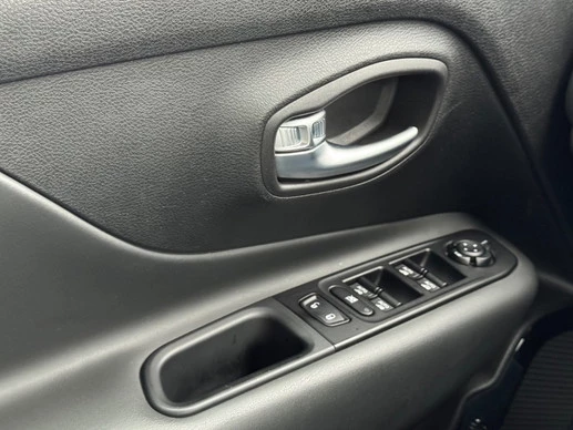 Jeep Renegade - Afbeelding 15 van 19