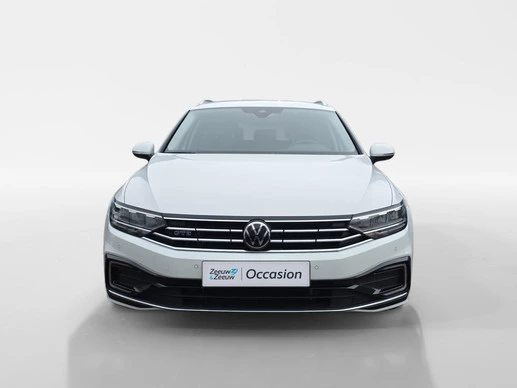 Volkswagen Passat - Afbeelding 2 van 30