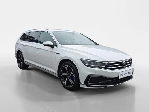 Volkswagen Passat - Afbeelding 3 van 30