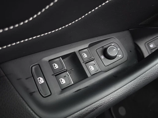 Volkswagen Passat - Afbeelding 19 van 30