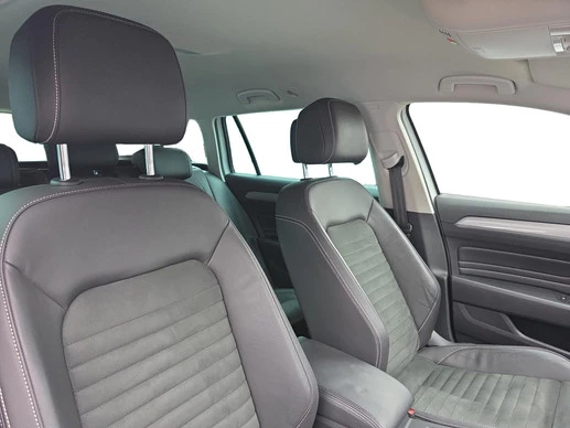 Volkswagen Passat - Afbeelding 25 van 30