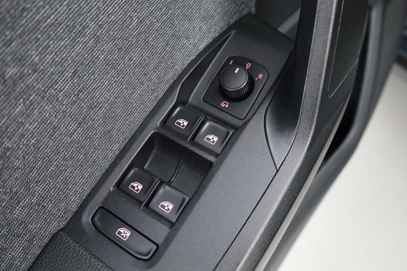 SEAT Arona - Afbeelding 7 van 30