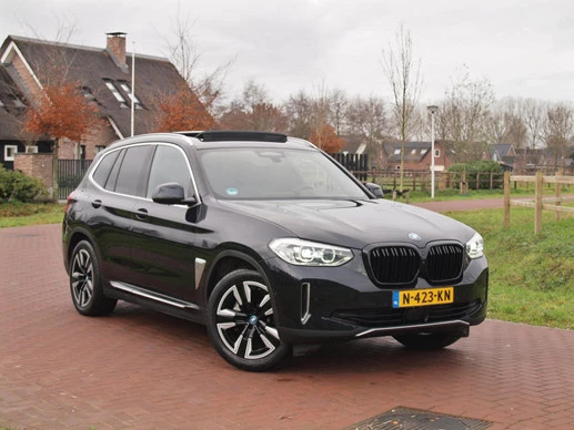 BMW iX3 - Afbeelding 1 van 30