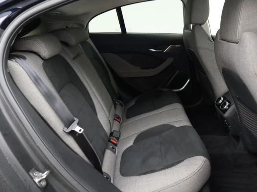 Jaguar I-PACE - Afbeelding 10 van 30