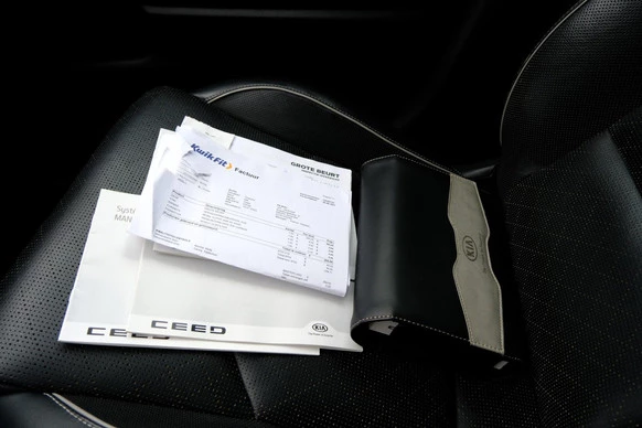 Kia Ceed - Afbeelding 22 van 30