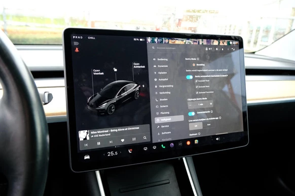 Tesla Model 3 - Afbeelding 21 van 30