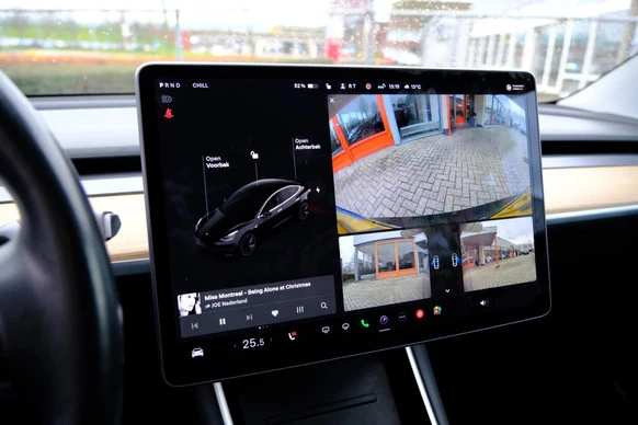 Tesla Model 3 - Afbeelding 26 van 30