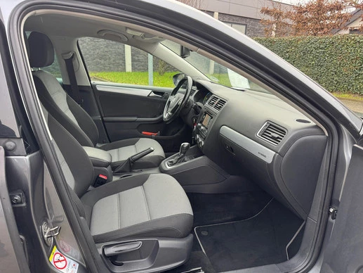 Volkswagen Jetta - Afbeelding 3 van 19