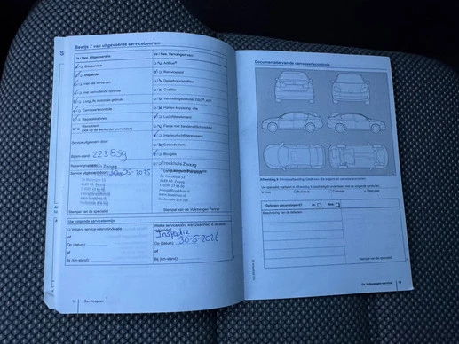 Volkswagen Jetta - Afbeelding 14 van 19