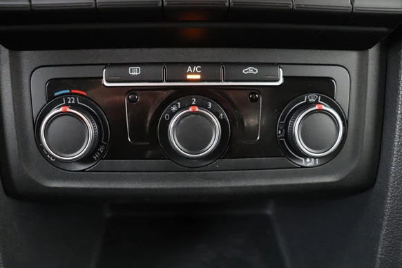 Volkswagen Amarok - Afbeelding 23 van 27