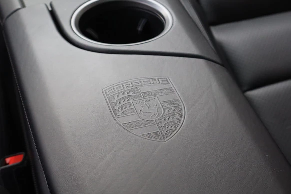 Porsche Taycan - Afbeelding 12 van 30