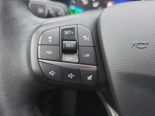 Ford Kuga - Afbeelding 17 van 30