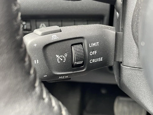 Peugeot 208 - Afbeelding 18 van 30