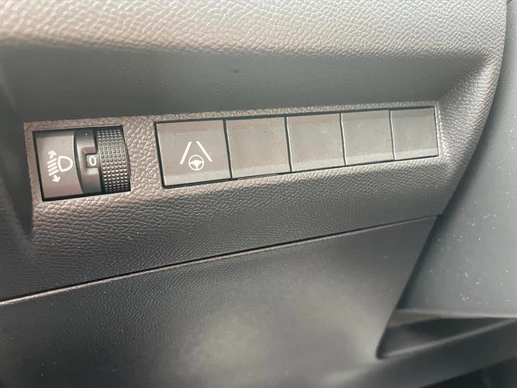Peugeot 208 - Afbeelding 26 van 30
