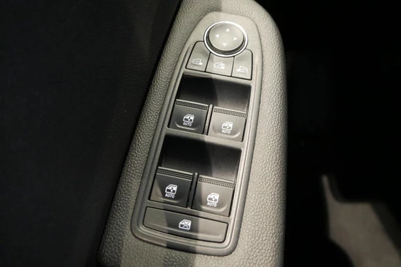 Renault Clio - Afbeelding 28 van 30