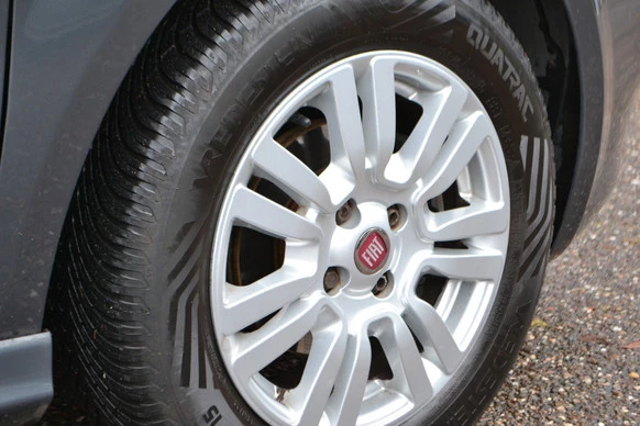 Fiat Punto - Afbeelding 3 van 24