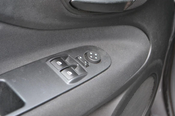 Fiat Punto - Afbeelding 13 van 24