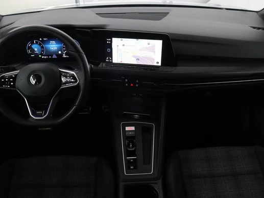 Volkswagen Golf - Afbeelding 8 van 30