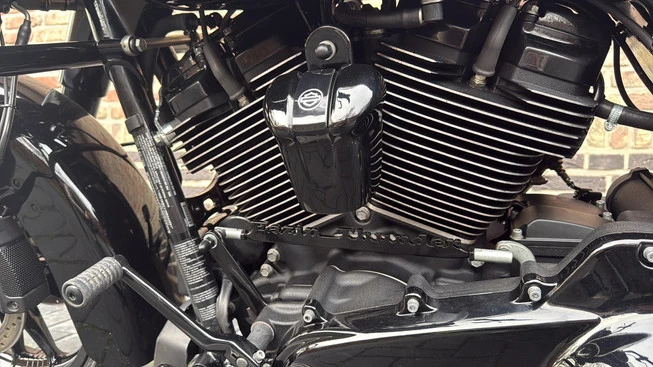 Harley-Davidson Street Glide - Afbeelding 13 van 17