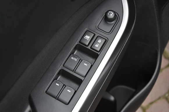 Suzuki Vitara - Afbeelding 20 van 29