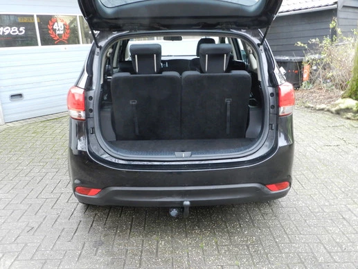 Kia Carens - Afbeelding 12 van 30