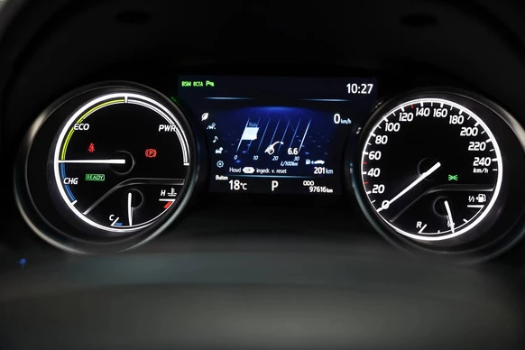 Toyota Camry - Afbeelding 17 van 30