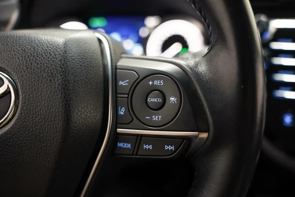 Toyota Camry - Afbeelding 19 van 30