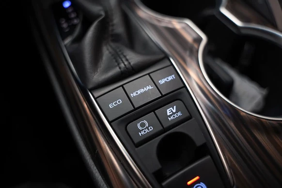 Toyota Camry - Afbeelding 25 van 30