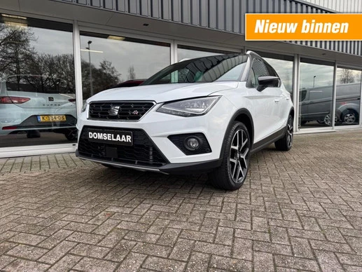 SEAT Arona - Afbeelding 1 van 30