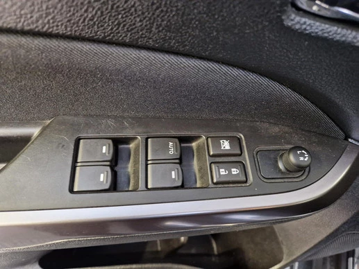 Suzuki Vitara - Afbeelding 14 van 30