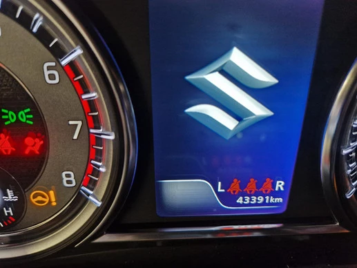 Suzuki Vitara - Afbeelding 19 van 30