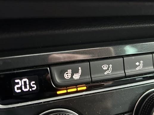 Volkswagen Tiguan - Afbeelding 14 van 30