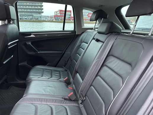Volkswagen Tiguan - Afbeelding 23 van 30