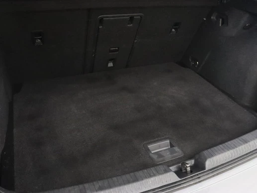 Volkswagen Golf - Afbeelding 10 van 30