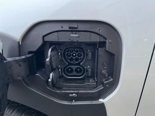 Subaru Solterra - Afbeelding 13 van 30