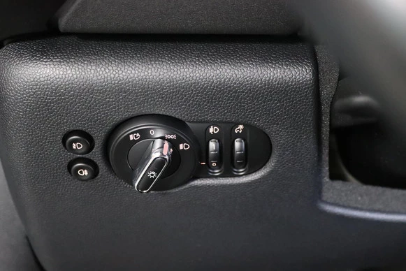 MINI Cooper - Afbeelding 29 van 30